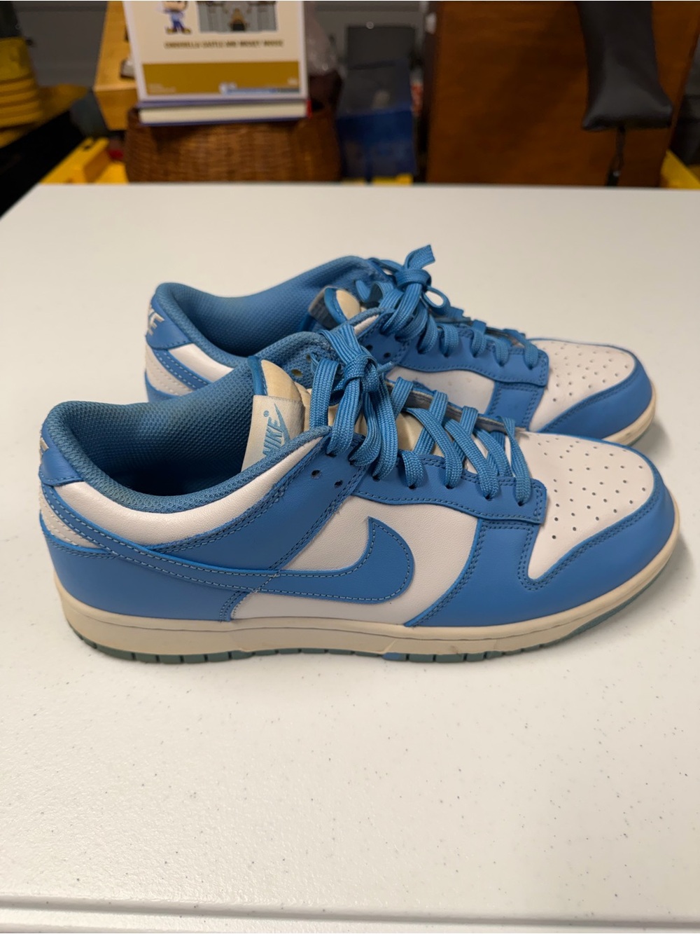 Nike Dunk Low Mens Size 11 University Blue Good UNC DD1391-102 Sneaker